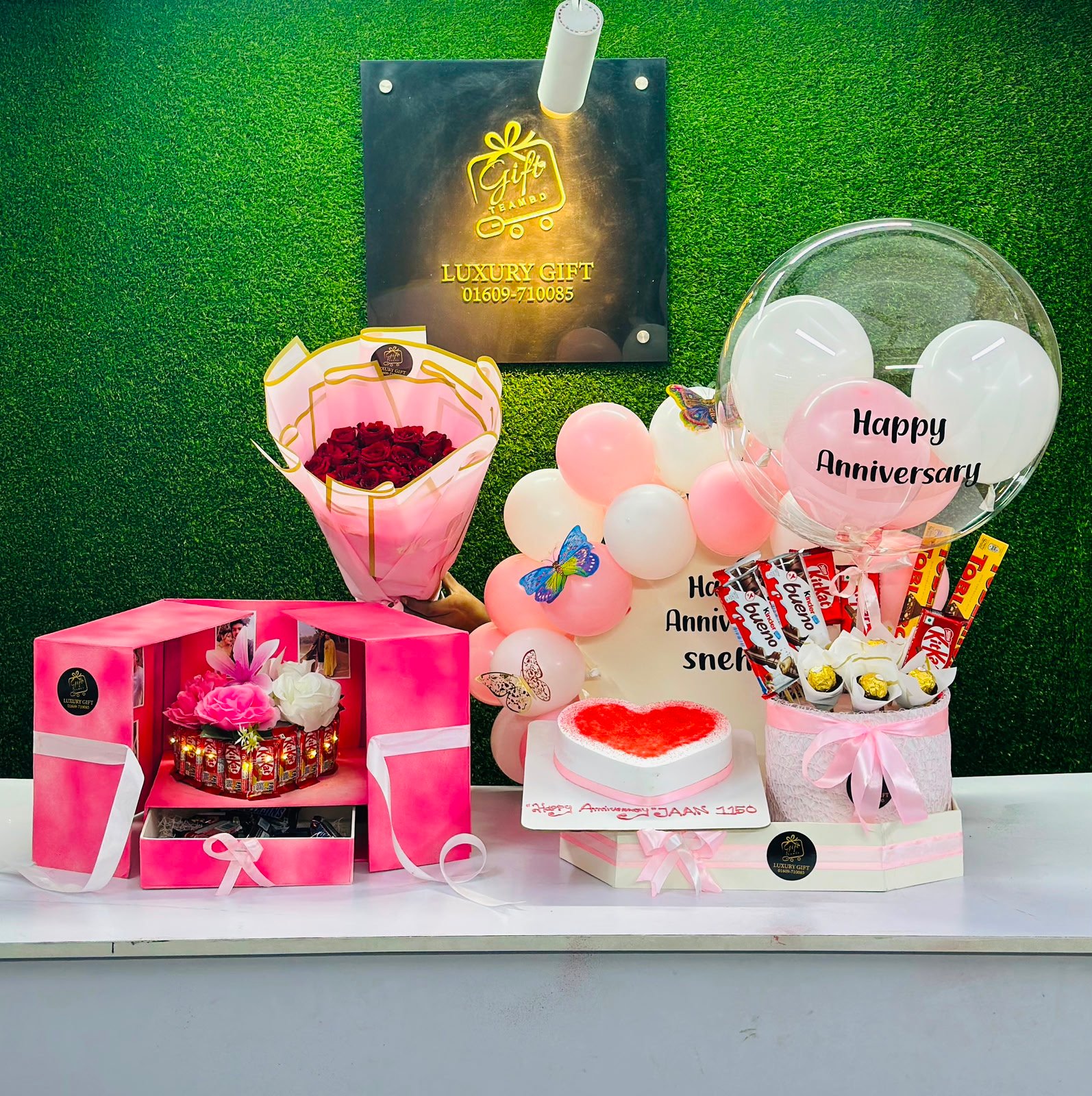 Premium Anniversary Surprise Combo Package