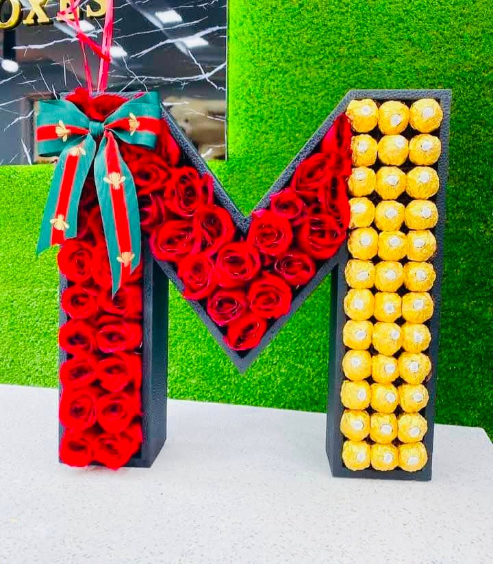 Luxury Alphabet "M" Ferrero & Rose Gift Box