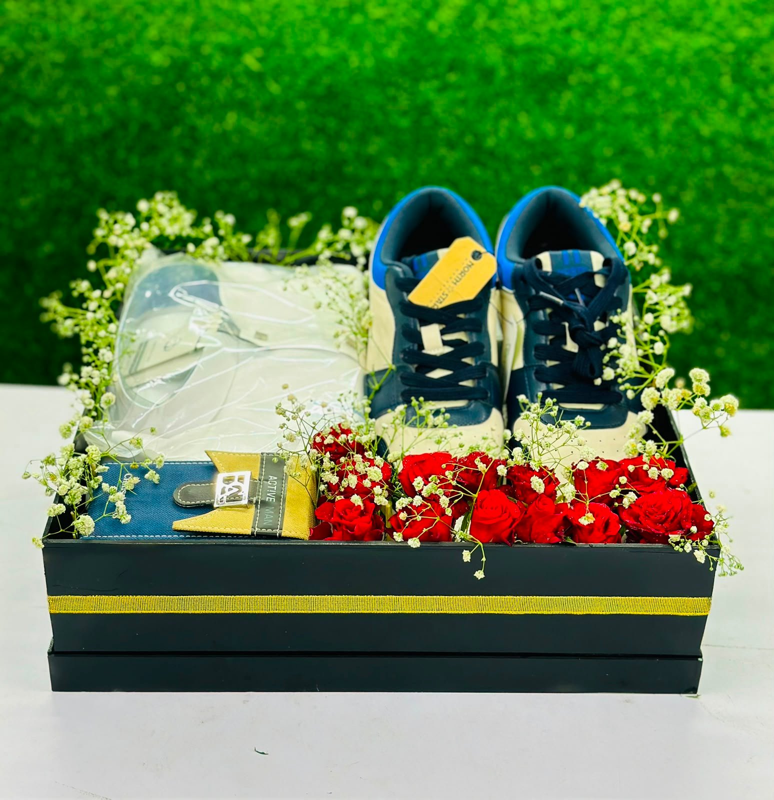 Premium Men's Gift Box – Elegant & Memorable Surprise