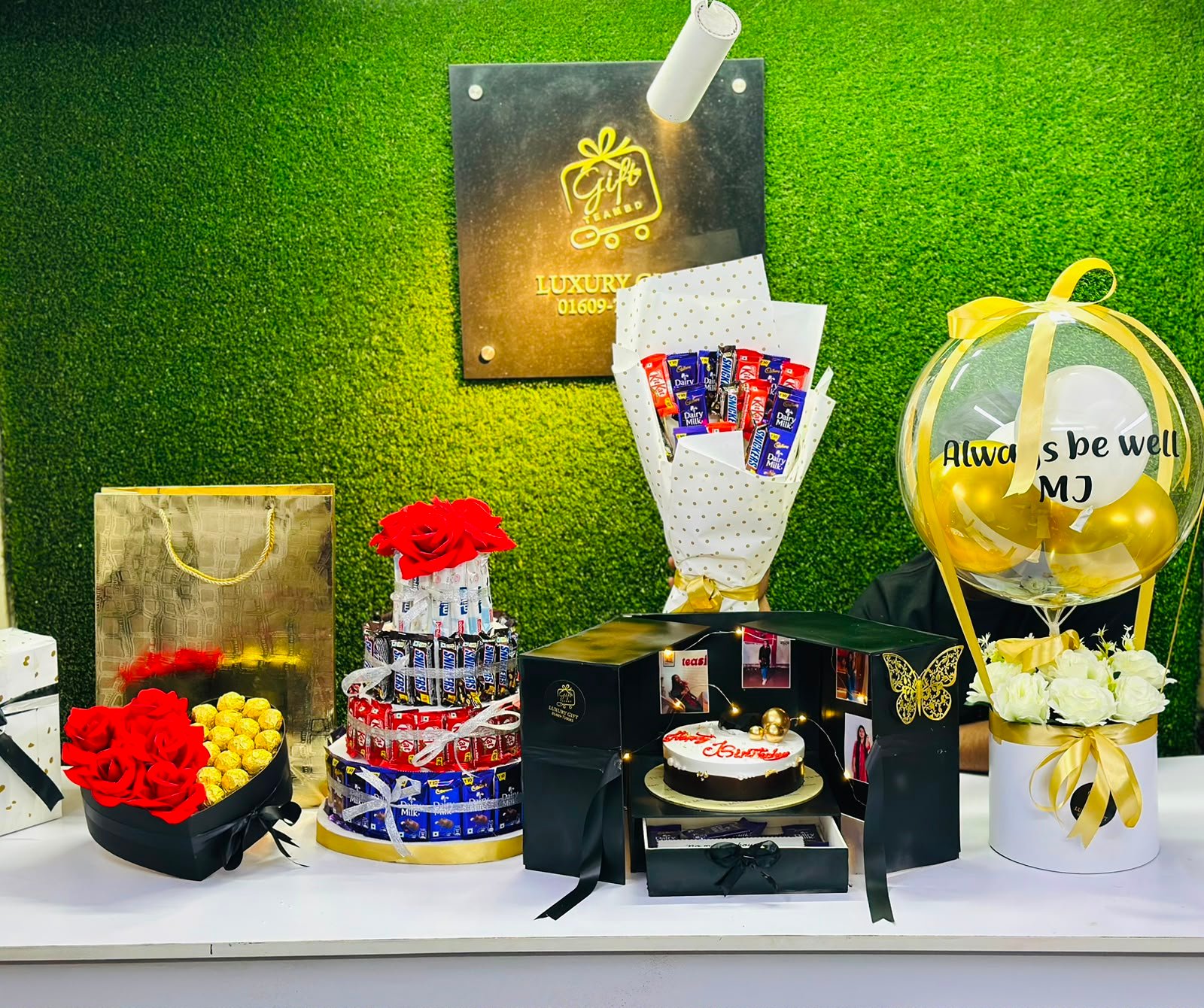 Premium Luxury Surprise Gift Combo