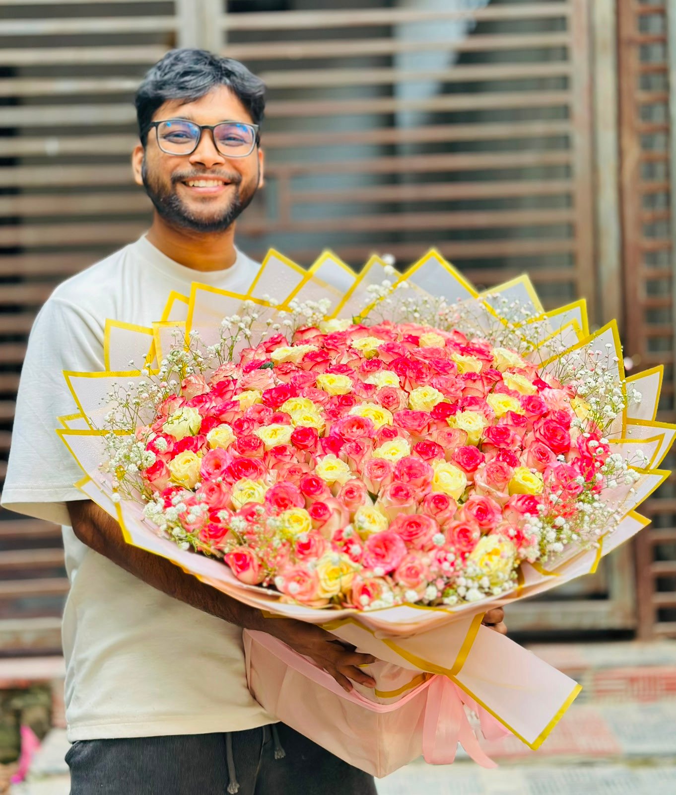 Luxury Giant Rose Bouquet
